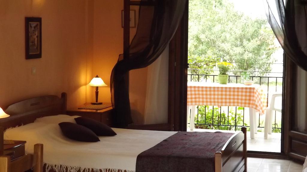 Pefka Studios & Apartments Vourvourou Ruang foto
